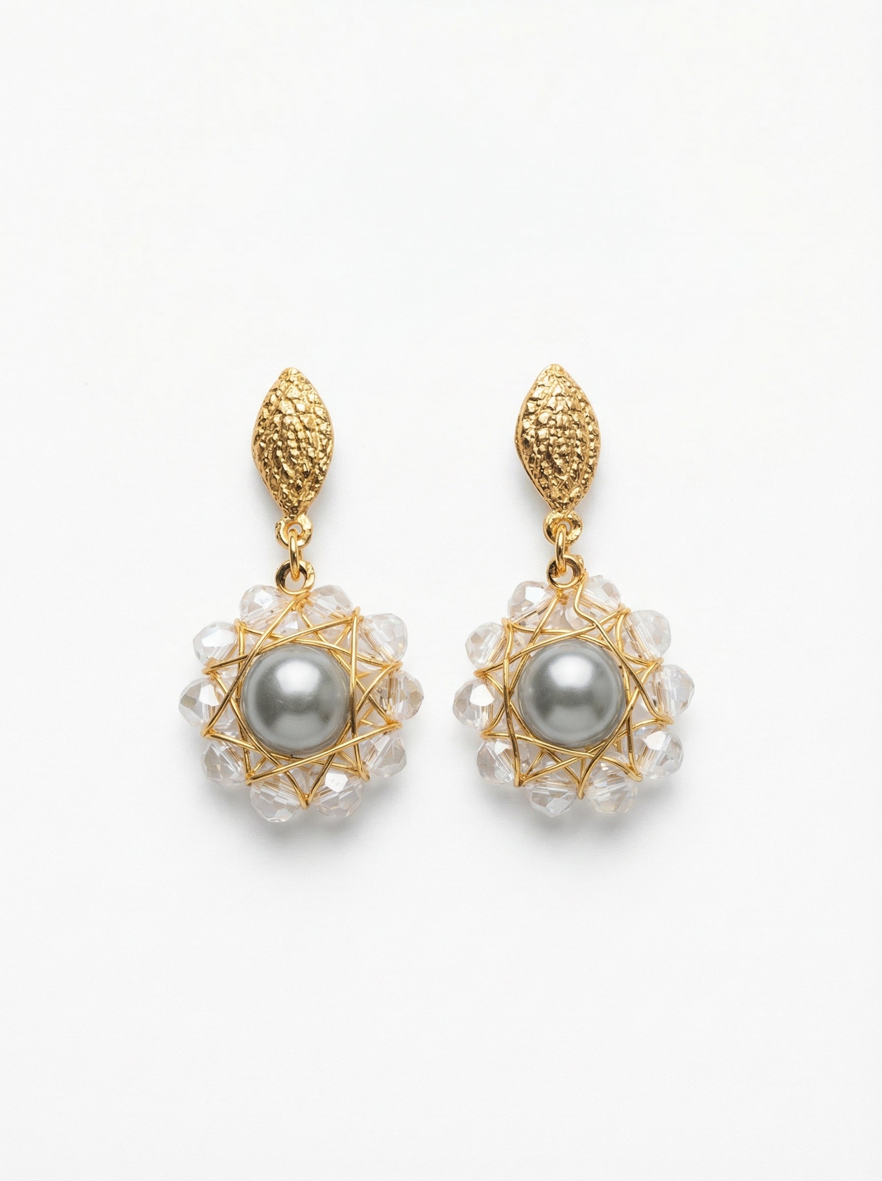gold pearl earring