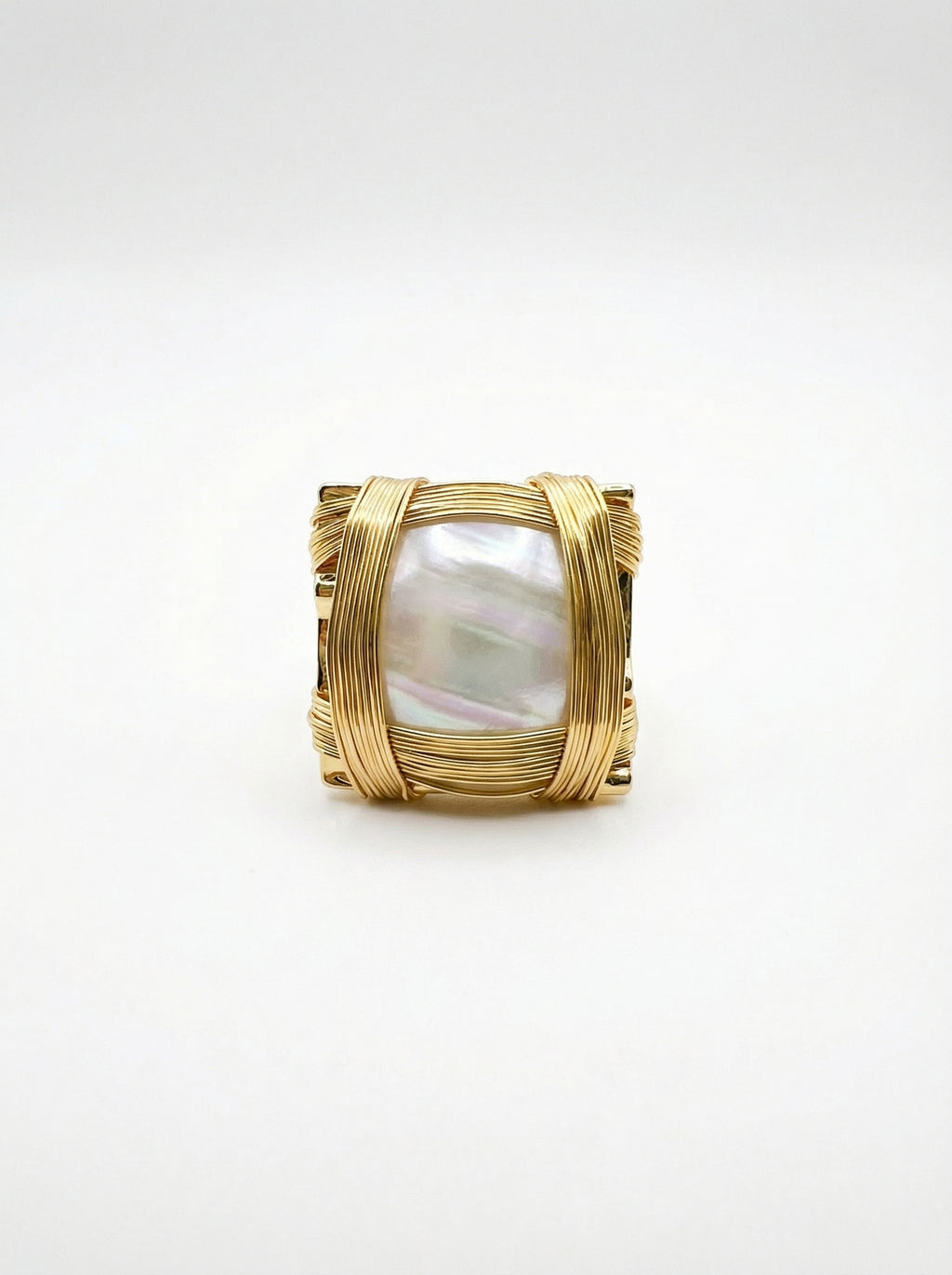 gold pearl ring