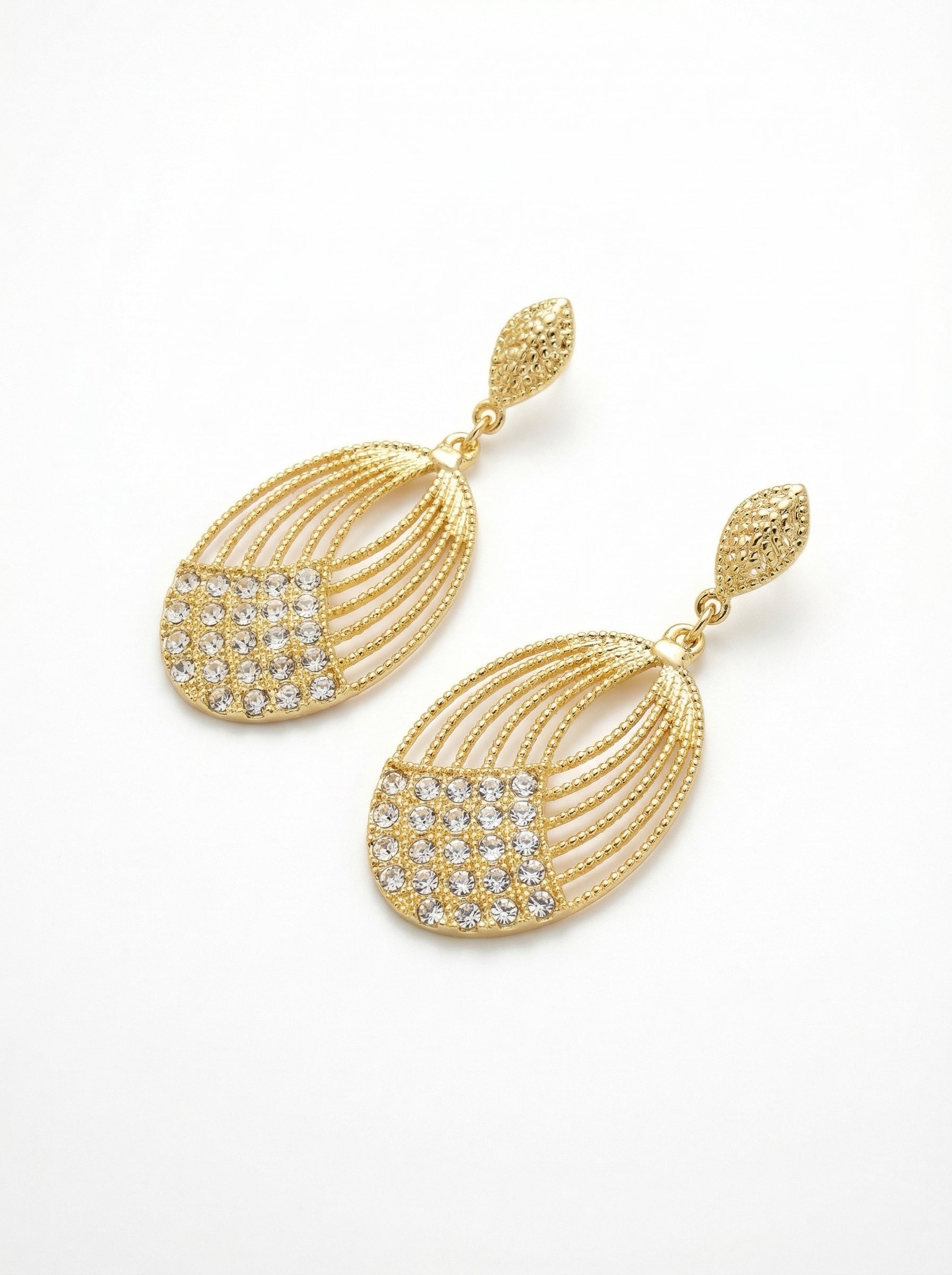 gold elegance earring