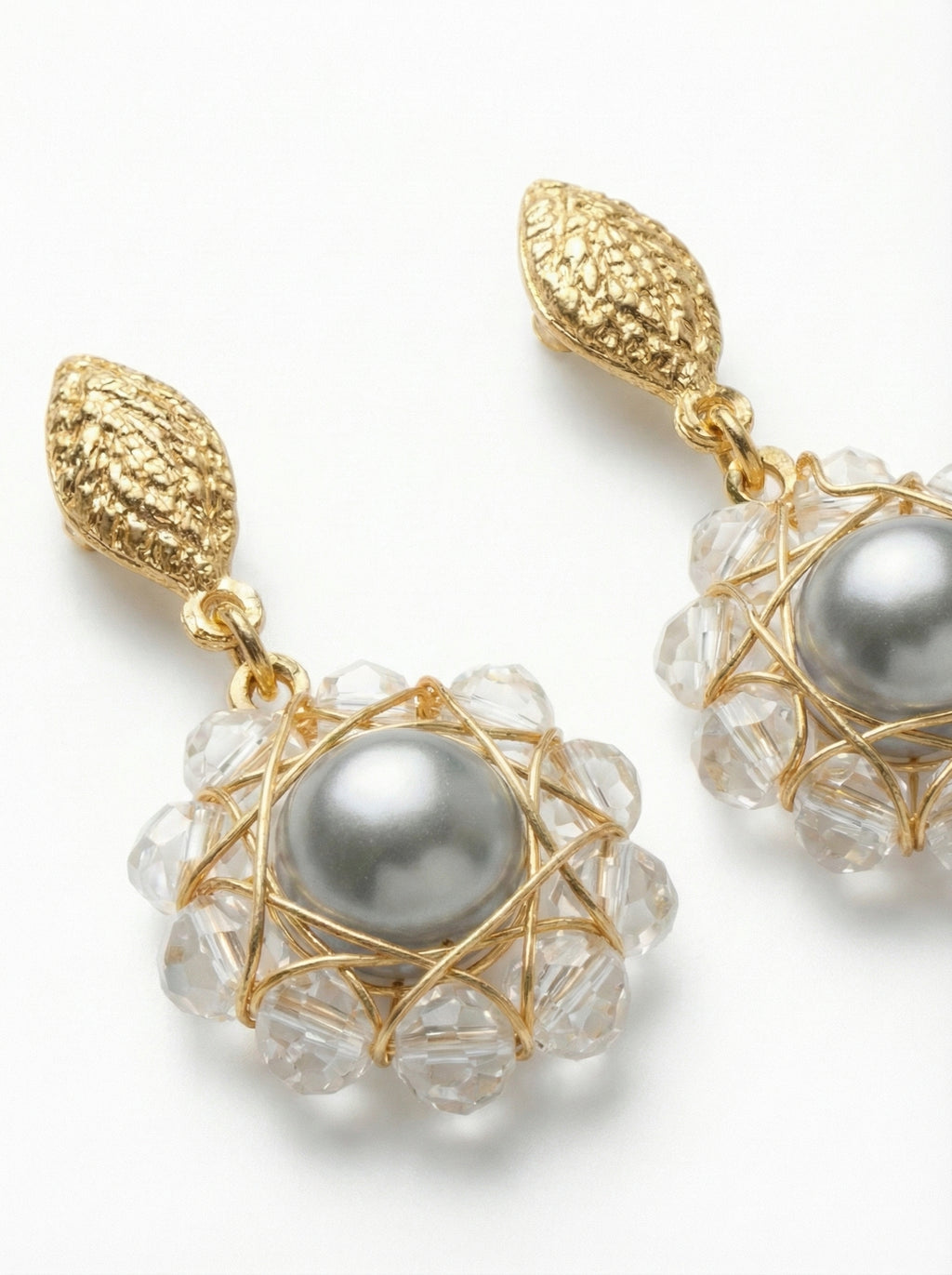 gold pearl earring