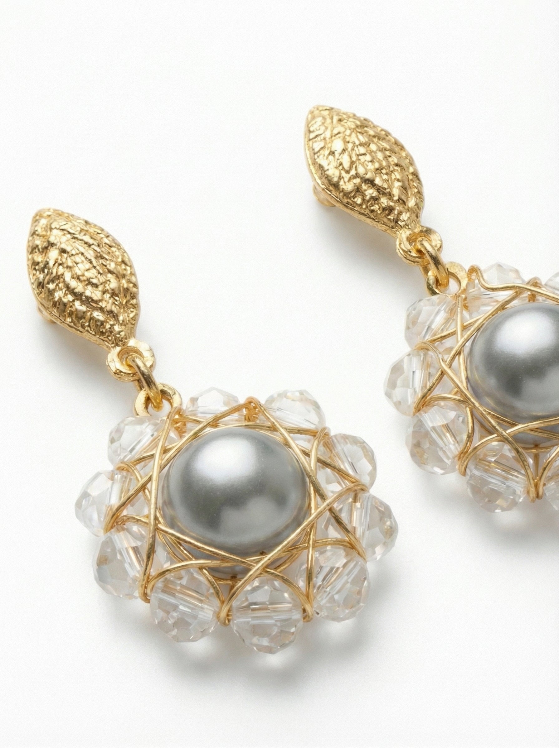 gold pearl earring
