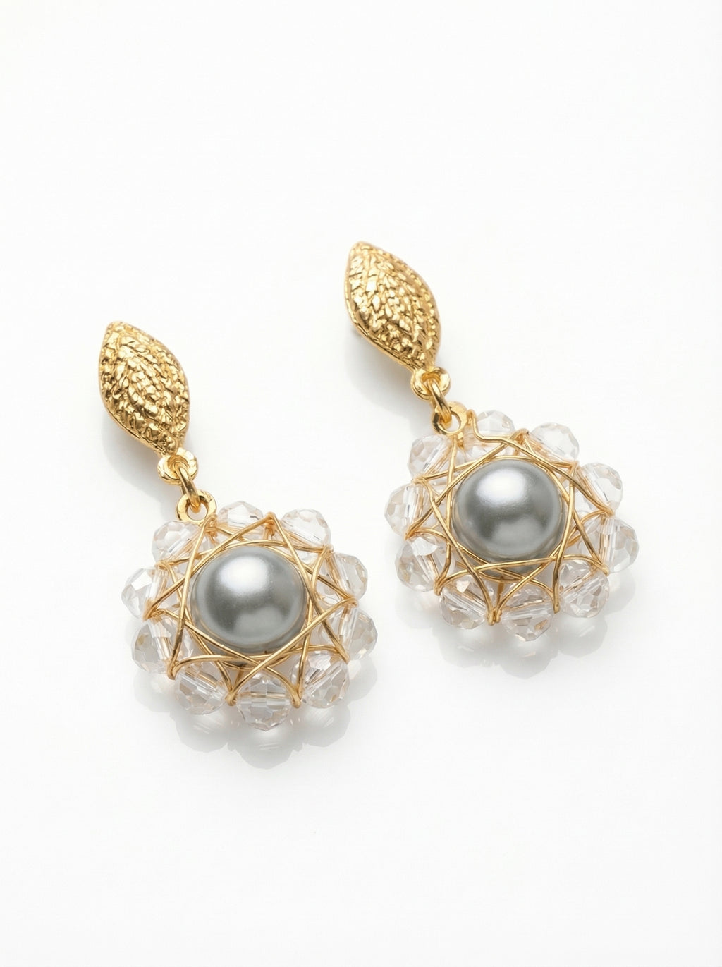 gold pearl earring