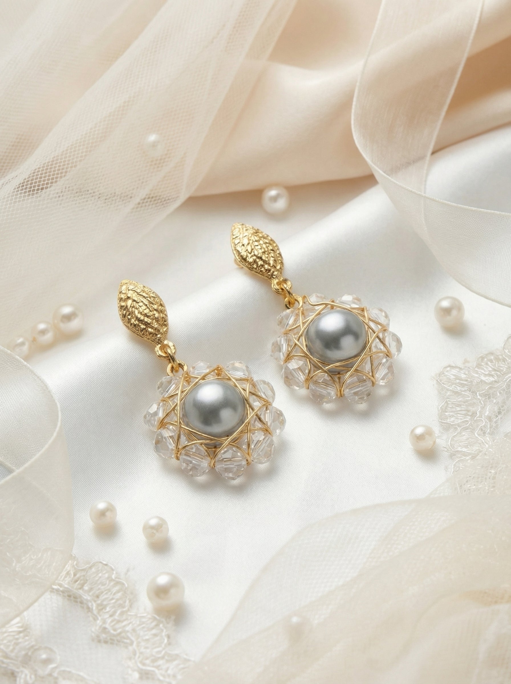 gold pearl earring
