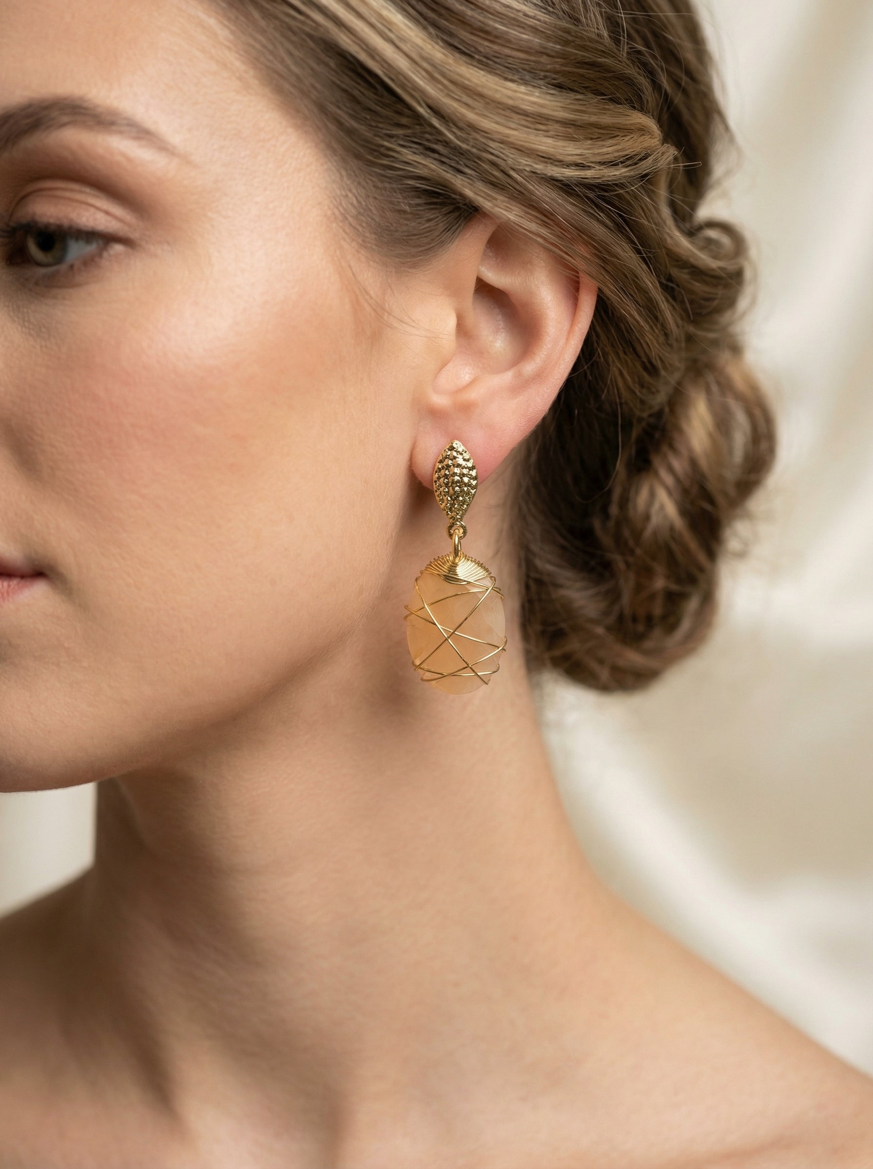 gold amber earring